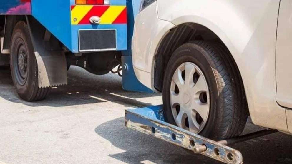 امداد خودرو سیار براتی امداد خودرو سیار براتی